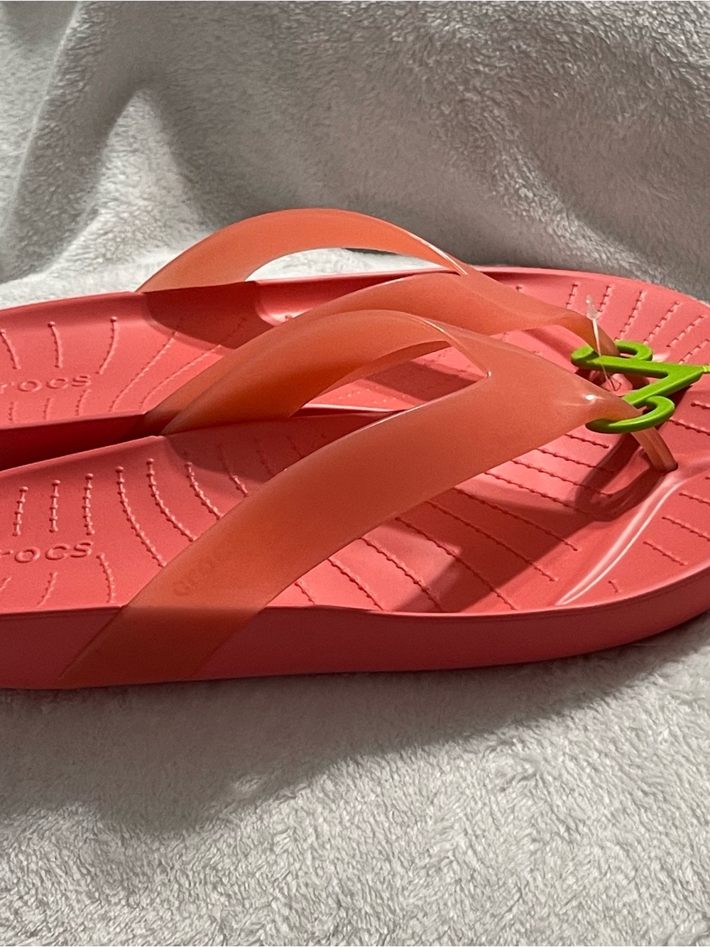 Crocs Womens Splash Glossy Flip Flops single mold Size 10 Persimmon Watermelon